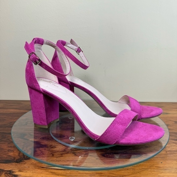 BANDOLINO Women's Armory Dress Sandals - Magenta Faux Suede - Picture 5 of 16